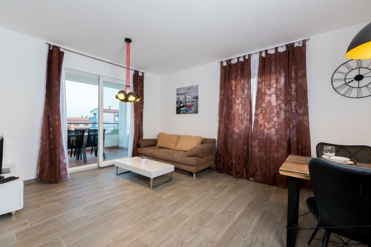 Apartament Anja *