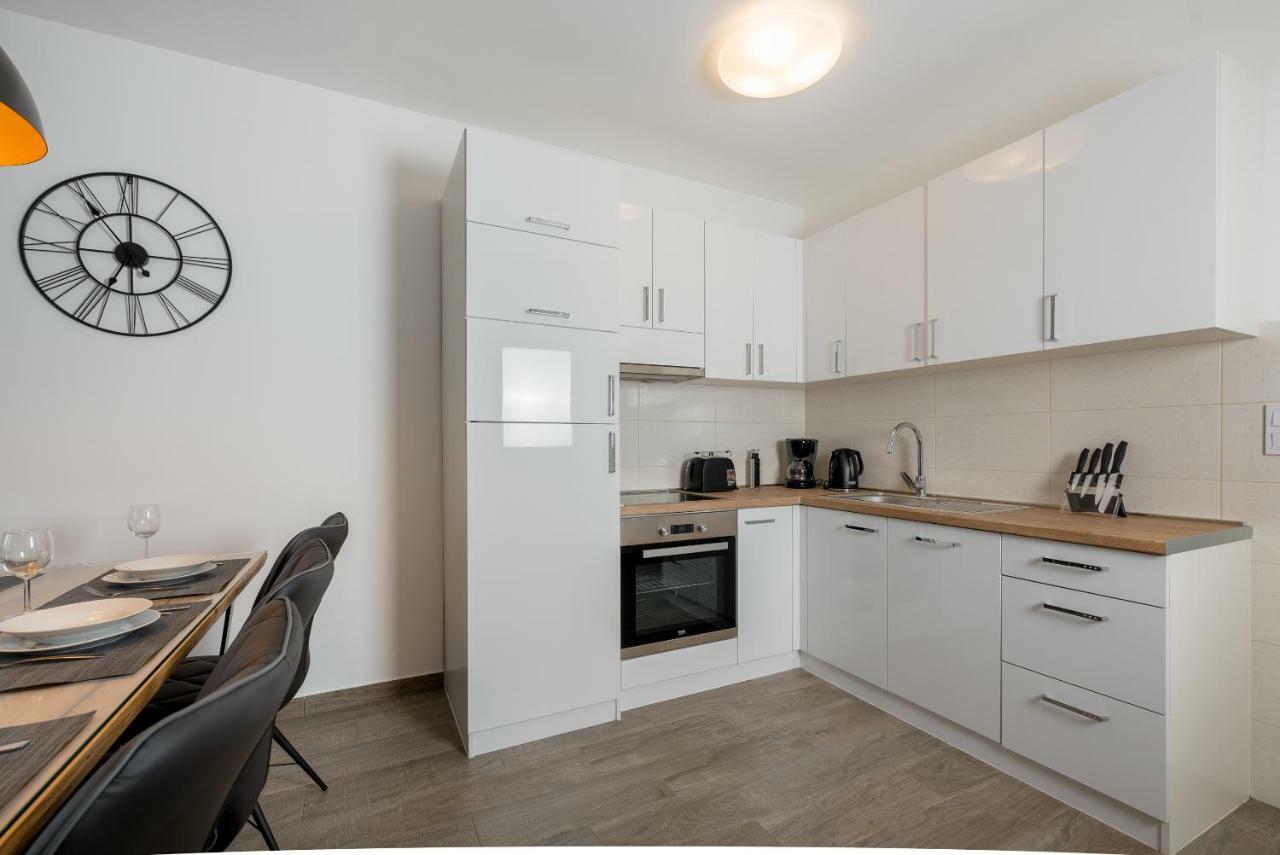 Anja Apartament Peroj